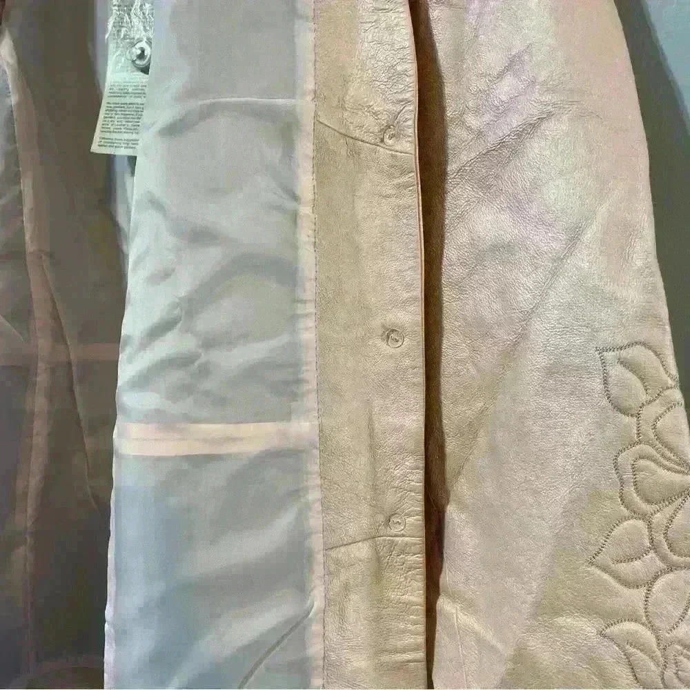 Roaman’s Vintage Women’s Leather Plus Size Jacket Size 34W Light Pink Embroidery - Picture 7 of 12